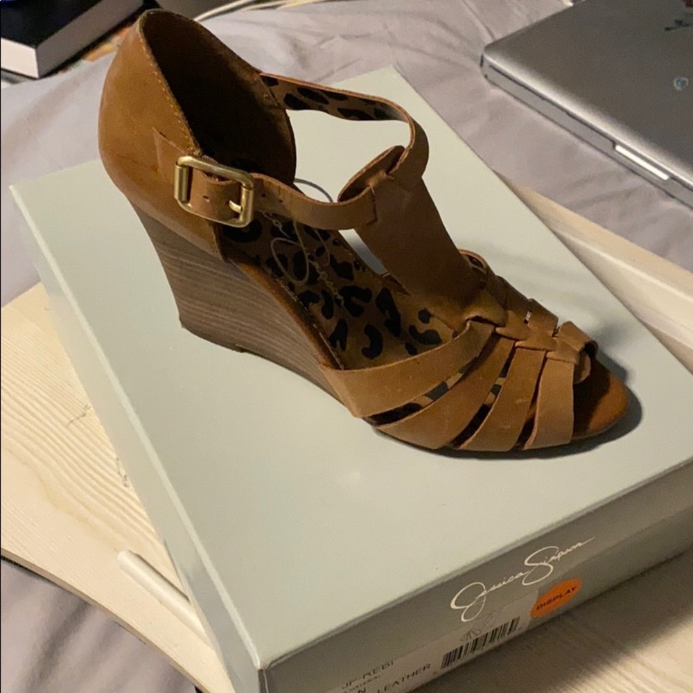 Leather wedges